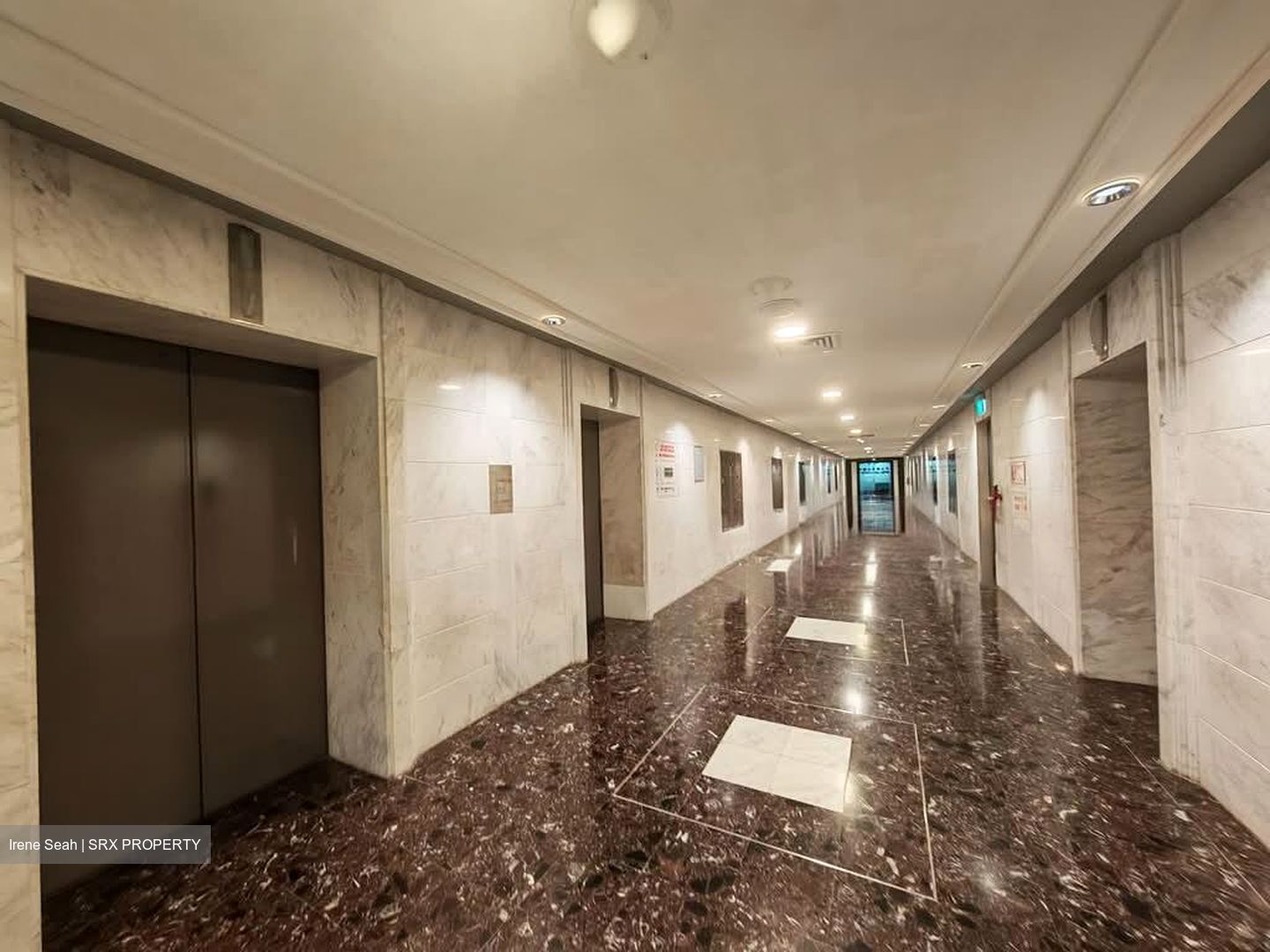 International Plaza (D2), Office #575430351